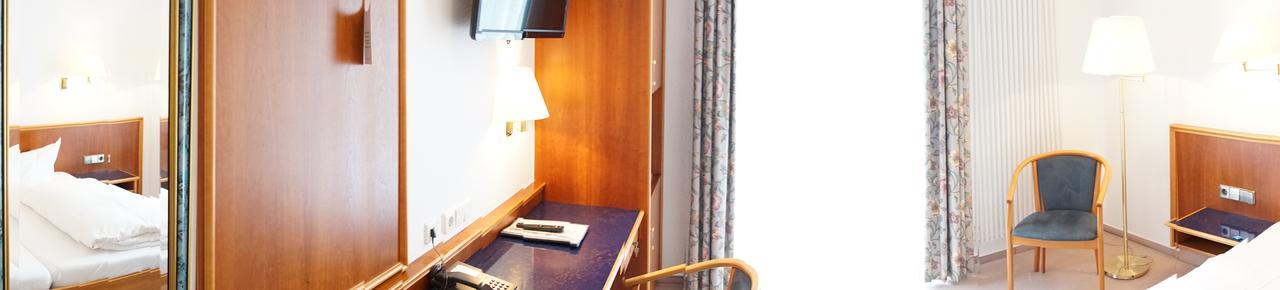 Hotel-Restaurant Roter Ochsen Lauchheim Экстерьер фото