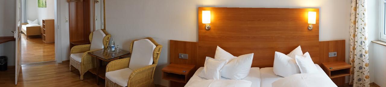 Hotel-Restaurant Roter Ochsen Lauchheim Экстерьер фото